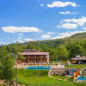 Maison Hill Hobbit & Boutique Otel