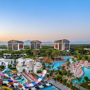 Hotel Trendy Lara